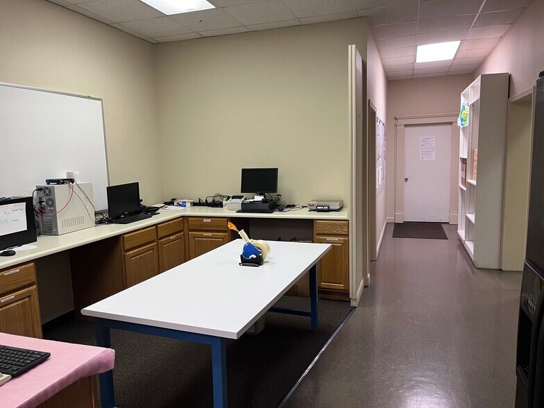 More Photos Of 1257 Sweeten Creek Rd, Asheville Office For Lease