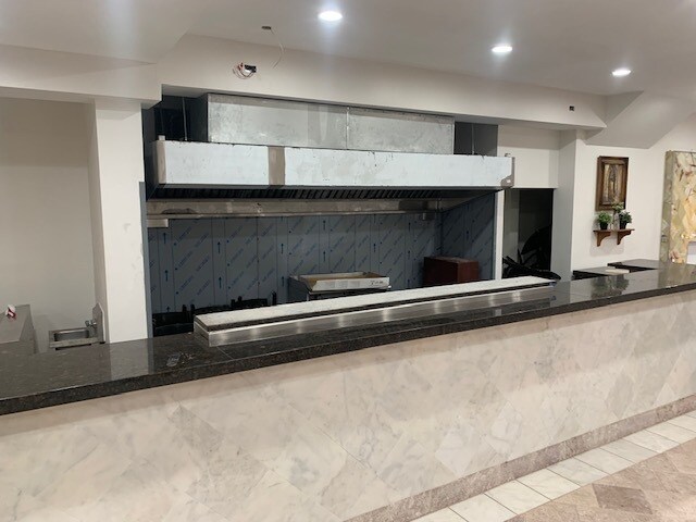 More Photos Of 2022-2026 W 95th St, Chicago Office Residential For Lease
