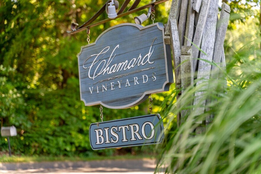 More Photos Of 115 Cow Hill Rd, Clinton Winery Vineyard For Sale