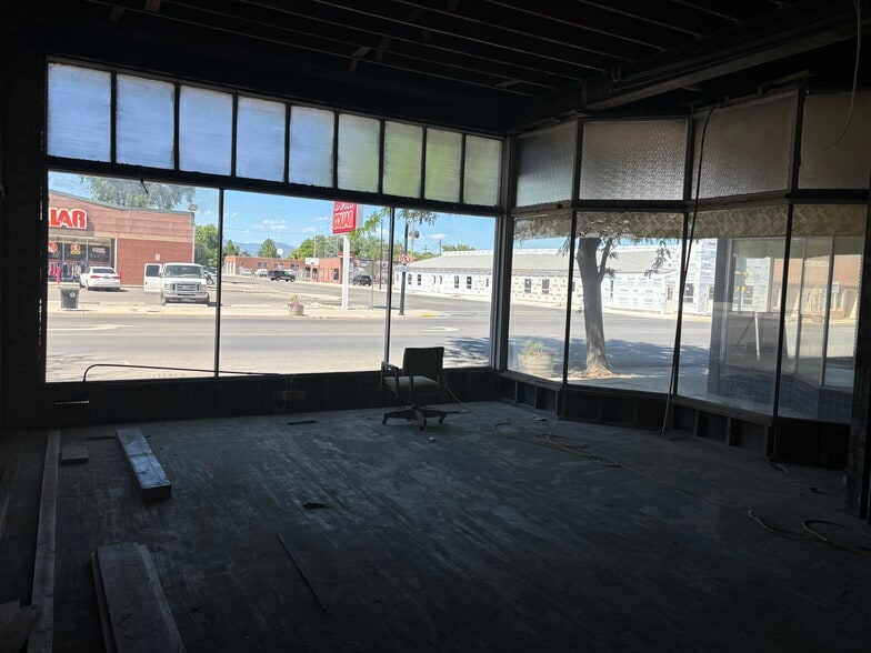 More Photos Of 105 W Main St, Tremonton Storefront Retail Office For Sale