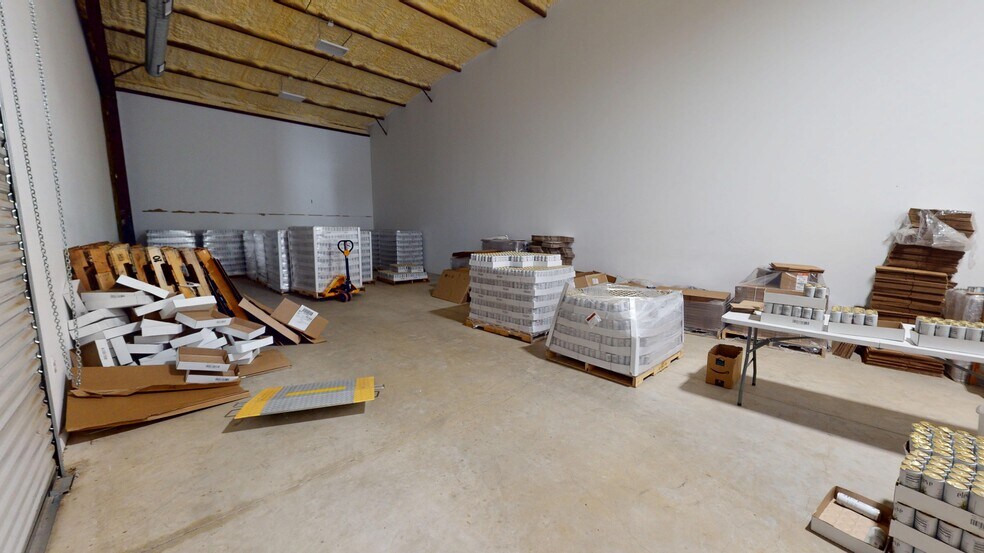 More Photos Of 12112 Anderson Mill Rd, Cedar Park Warehouse For Sale