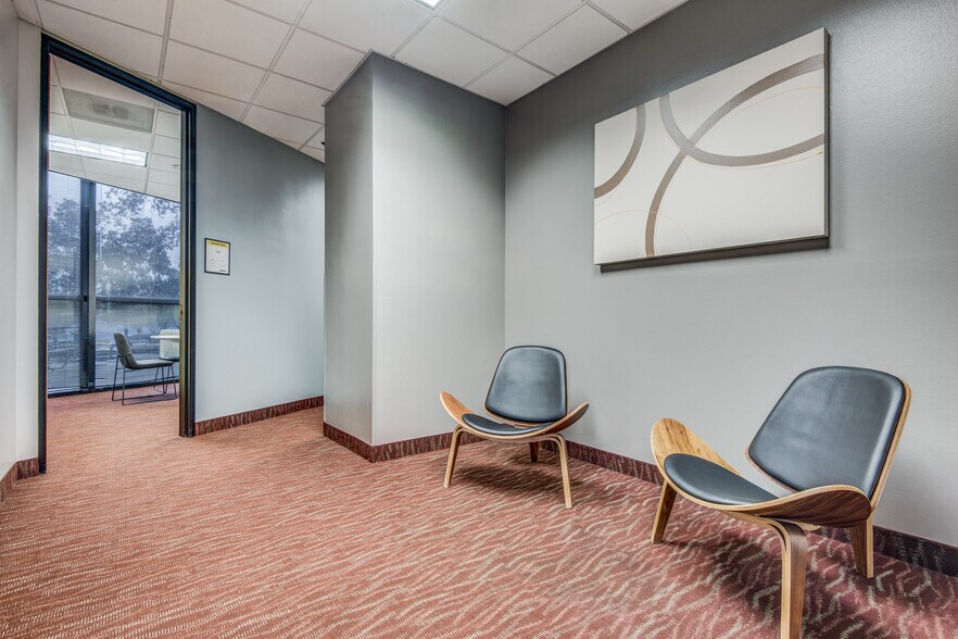 More Photos Of 101 E Park Blvd, Plano Coworking Space