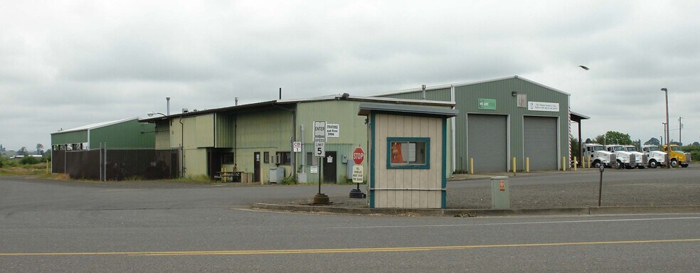 More Photos Of 3923 Old Salem Rd NE, Albany Truck Terminal For Sale