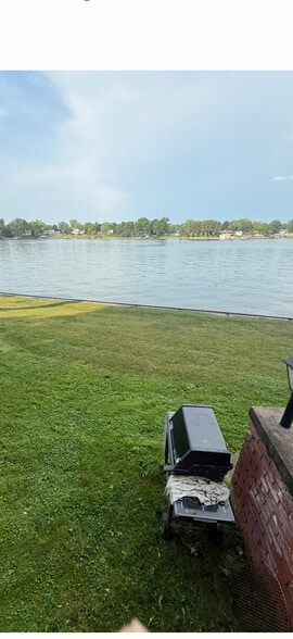 More Photos Of 408 N Liberty St, Belleville Apartments For Sale