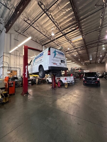 More Photos Of 5375 Procyon St, Las Vegas Warehouse For Lease