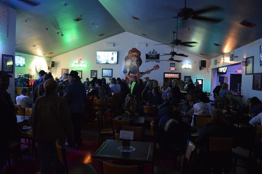 More Photos Of 2101 E Gamebird Rd, Pahrump Restaurant For Sale
