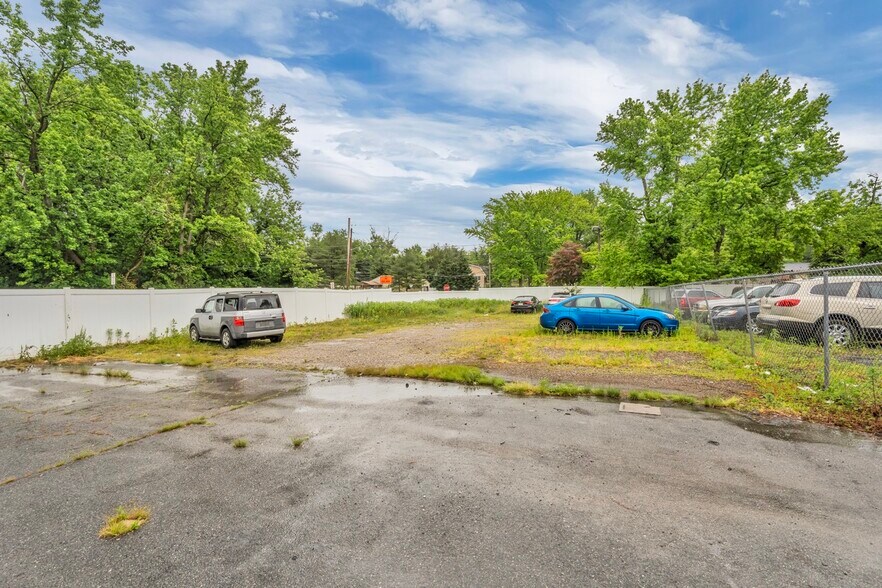 More Photos Of 1333 Delsea Dr, Deptford Auto Dealership For Sale