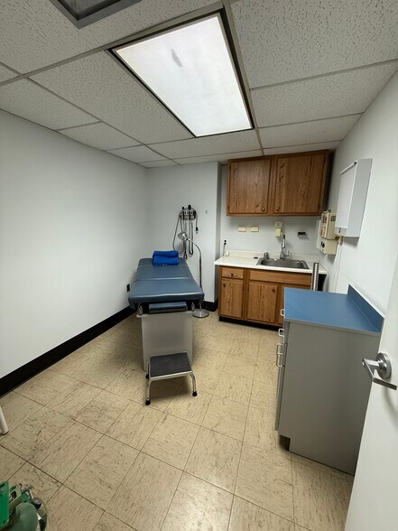 More Photos Of 3705 S George Mason Dr, Falls Church Apartments For Sale