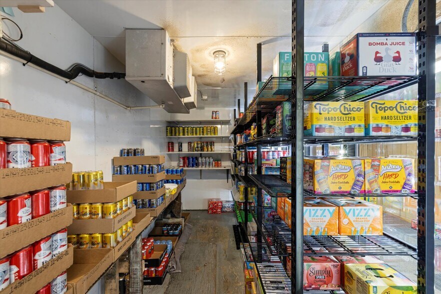 More Photos Of 401 E Sheridan St, Ely Convenience Store For Sale