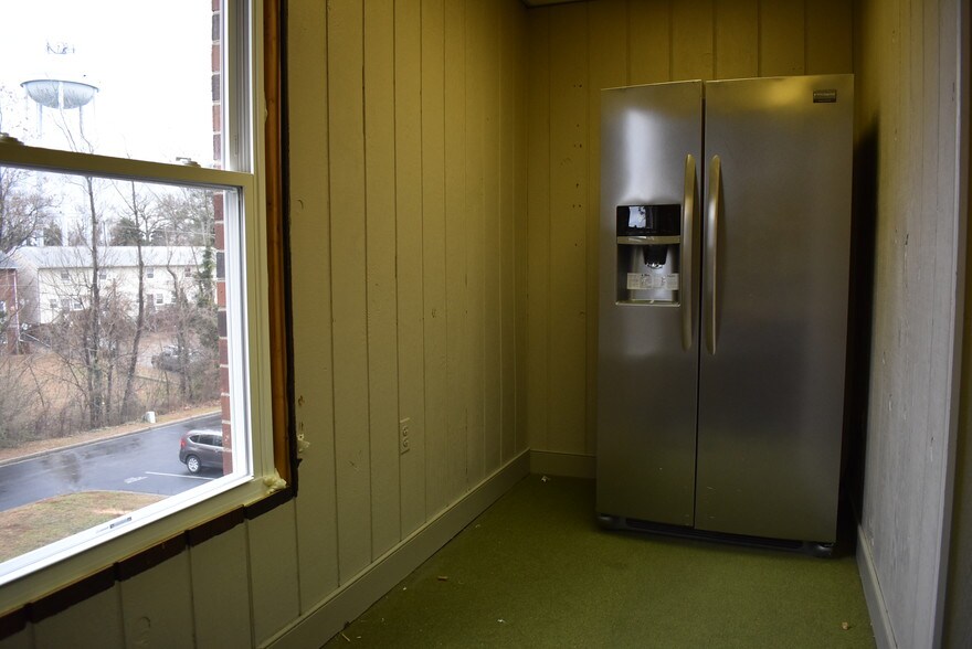 More Photos Of 7300 Hanover Green Dr, Mechanicsville Office For Lease