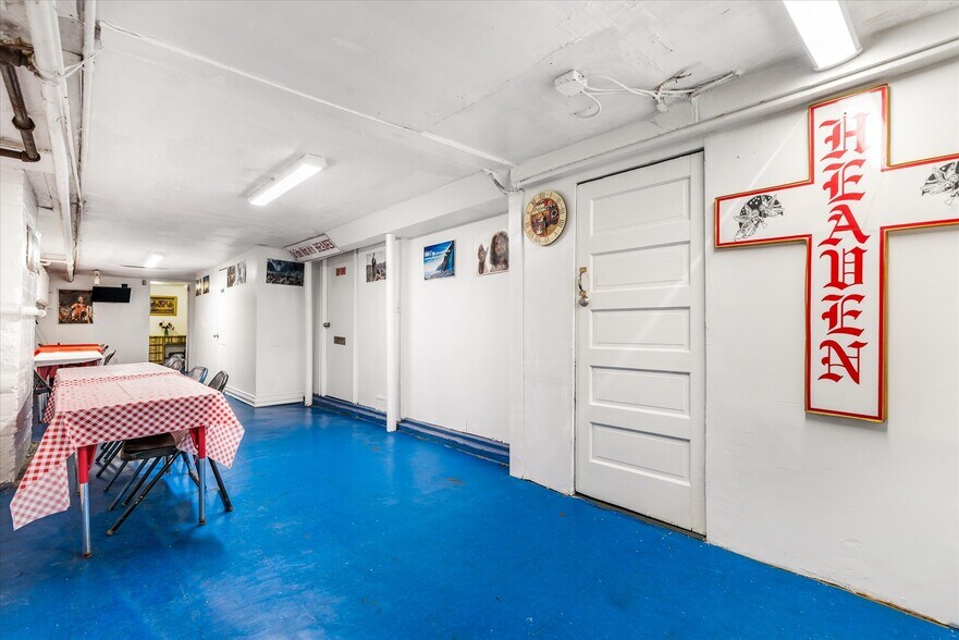 More Photos Of 119-07 Sutphin Blvd, Jamaica Religious Facility For Sale