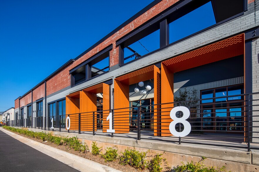 More Photos Of 1018 Jay St, Charlotte Office Residential For Lease
