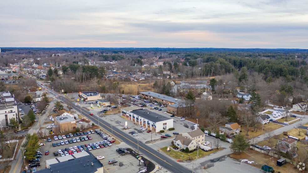 More Photos Of 853 Main St, Tewksbury General Retail For Lease