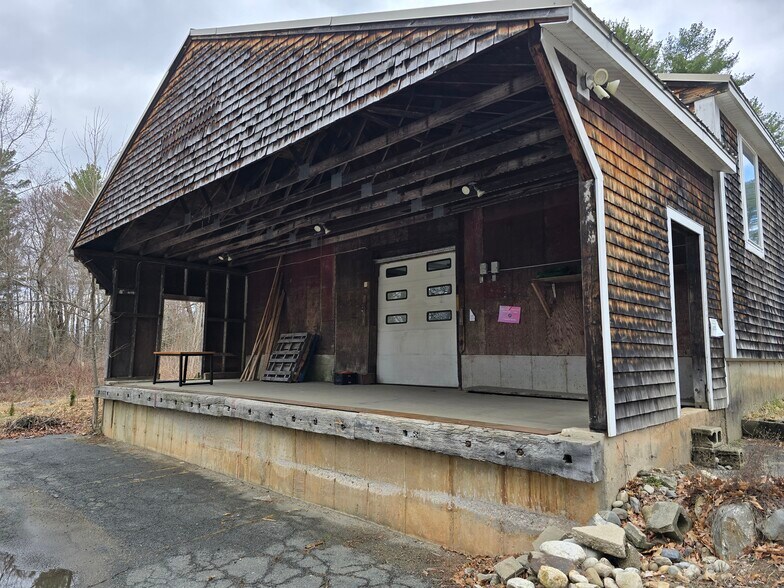 More Photos Of 1317 Federal St, Belchertown Warehouse For Sale