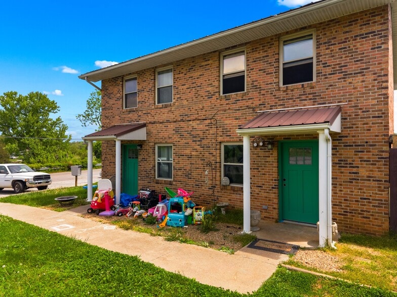 More Photos Of 3229 Blue Springs rd, Strawberry Plains Multifamily For Sale