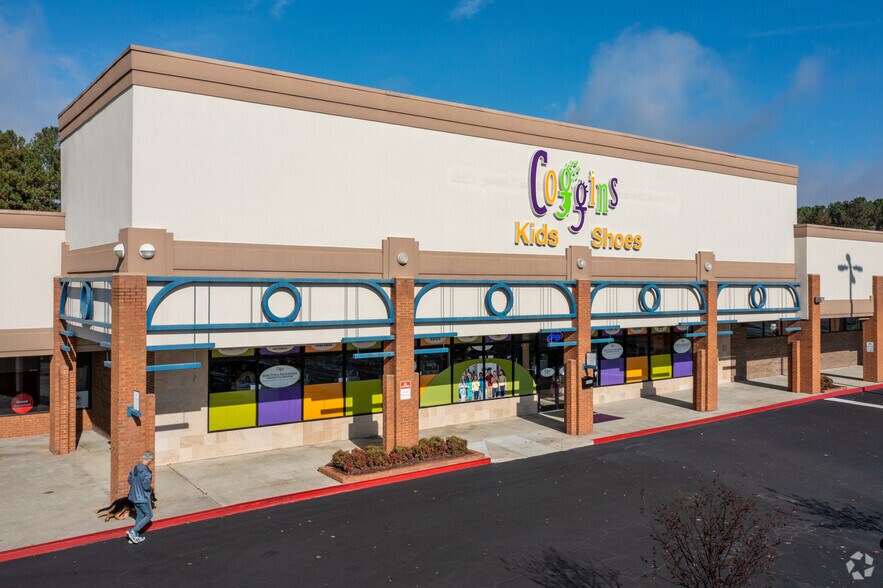 More Photos Of 2135-2177 Roswell Rd, Marietta Unknown For Lease