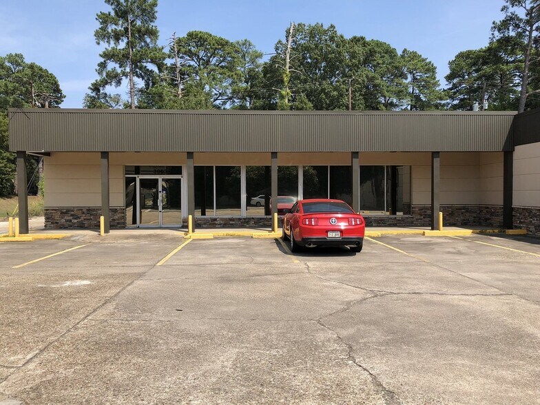 More Photos Of 3903-3919 Southern Ave, Shreveport Storefront Retail Office For Sale