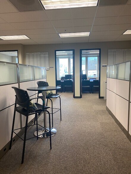 More Photos Of 3700 Hilborn Rd, Fairfield Medical For Sale