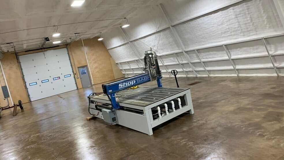 More Photos Of 1740 20 1/2 St, Rice Lake Warehouse For Lease