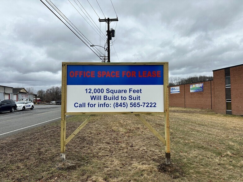 More Photos Of 75 Pierces Rd, Newburgh Warehouse For Lease