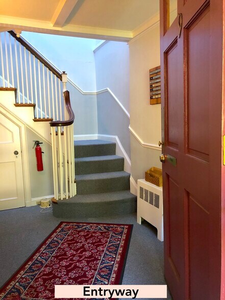 More Photos Of 9 Alexander Ave, Belmont Healthcare For Lease