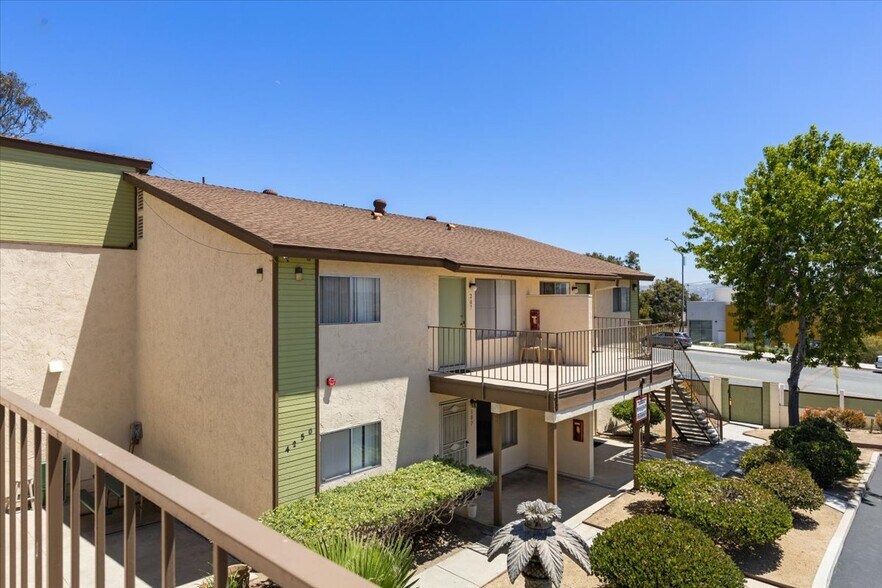 More Photos Of 4250 Beyer Blvd, San Ysidro Apartments For Sale