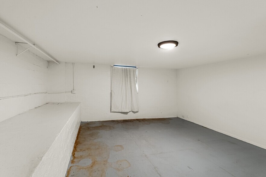 More Photos Of 204 Moran St, Reno Apartments For Sale