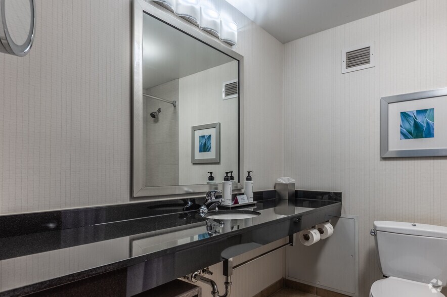 More Photos Of 164 Fort Couch Rd, Pittsburgh Hotel For Sale