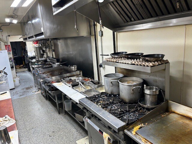 More Photos Of 122 S Union St, Bryan Restaurant For Sale