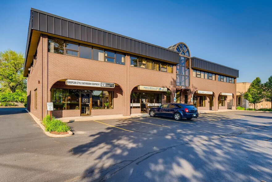 More Photos Of 805-815 E Rand Rd, Arlington Heights Office For Lease