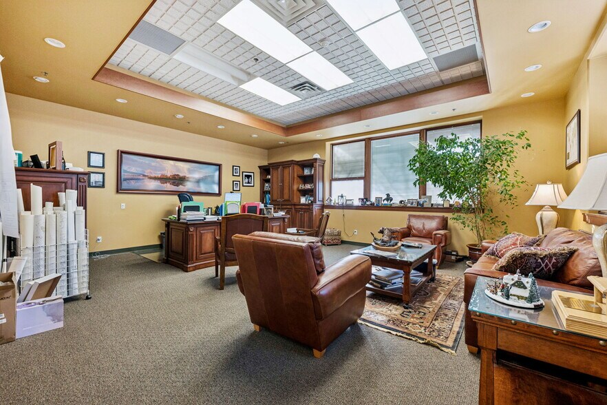 More Photos Of 1910 Main Ave, Durango Office For Sale