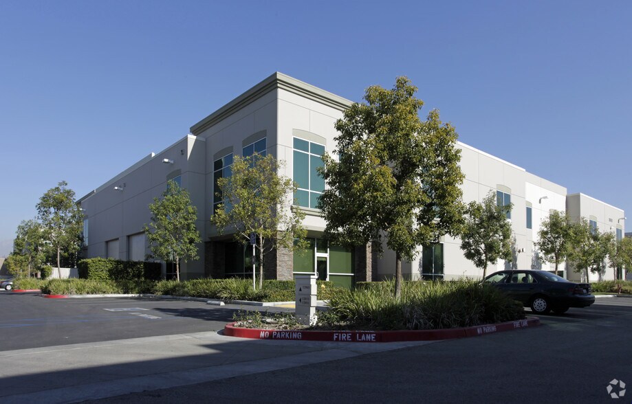 More Photos Of 13959 Central Ave, Chino Office For Lease