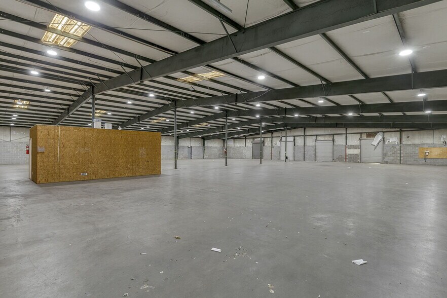 More Photos Of 117 Southwest Dr, Spartanburg Service For Sale