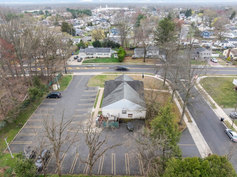More Photos Of 234 Old Stage Rd, East Brunswick General Retail For Sale