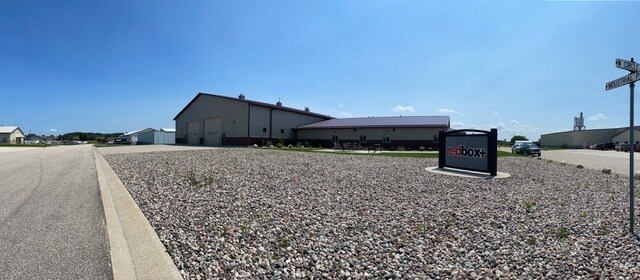 Primary Photo Of 170 W Circle Dr, Saint Charles Manufacturing For Lease