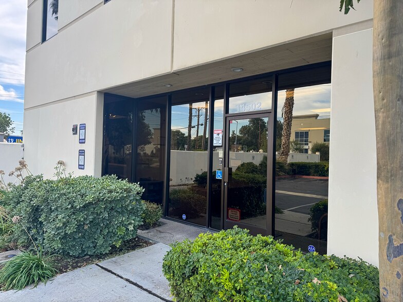 More Photos Of 14502 Central Ave, Chino Warehouse For Lease