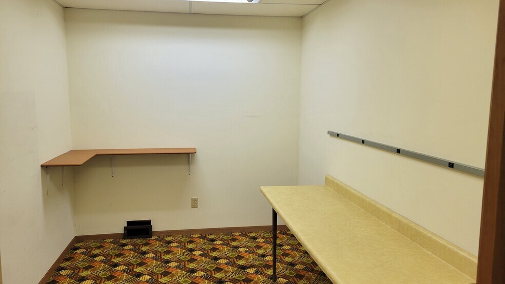 More Photos Of 205 North St, Morenci Medical For Sale