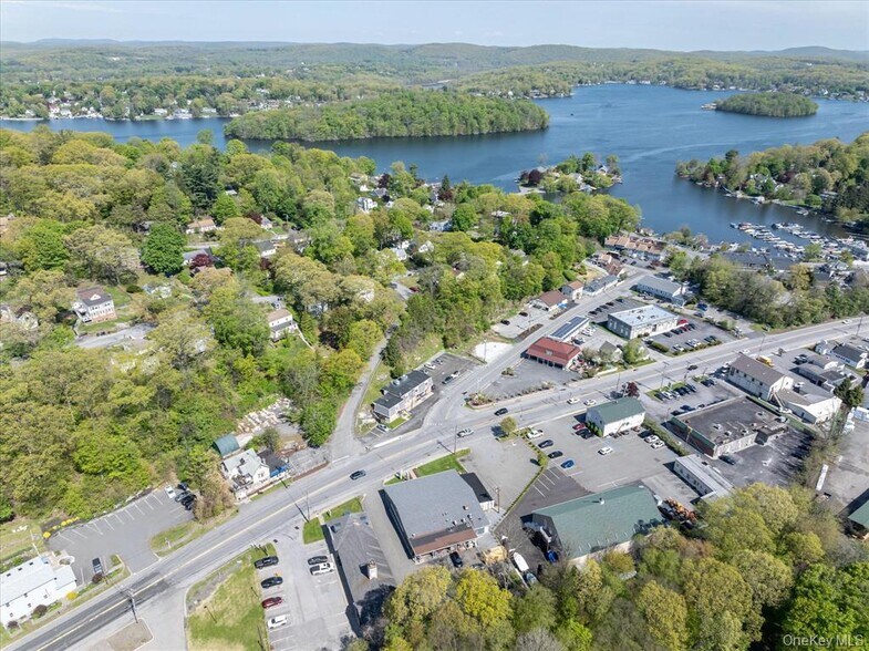 More Photos Of 544 US-6, Mahopac Freestanding For Sale