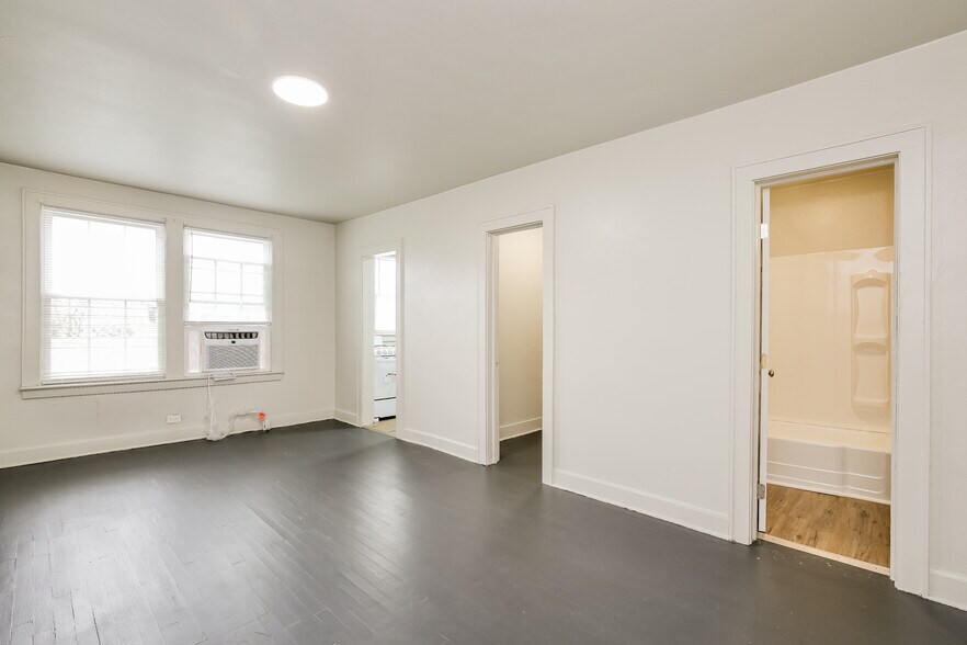 More Photos Of 517 Willow St, Mount Airy Apartments For Sale
