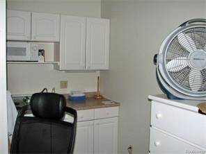More Photos Of 215 E Central Ave, Mackinaw City General Retail For Sale