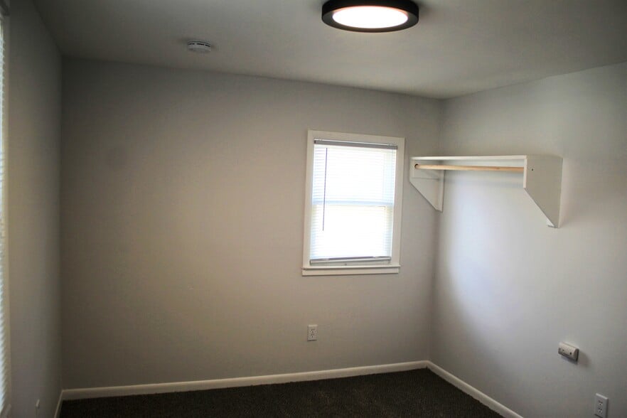 More Photos Of 801 S Mill St, Clio Apartments For Sale