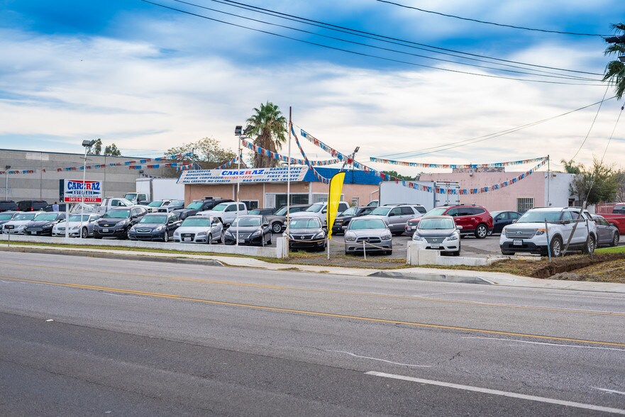 Primary Photo Of 10100 Arlington Ave, Riverside Auto Dealership For Sale