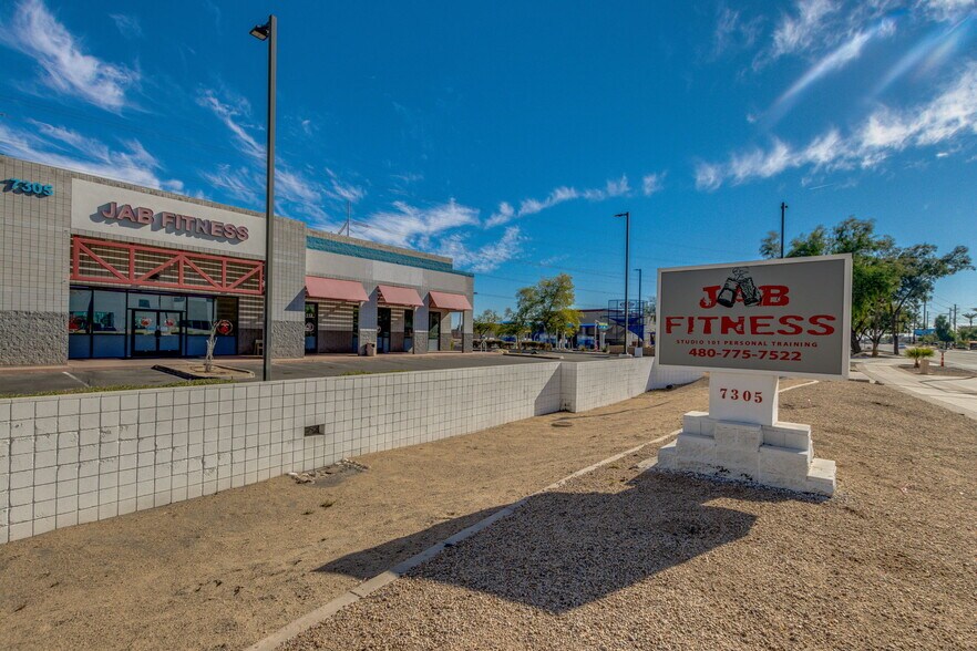 More Photos Of 7305 S Kyrene Rd, Tempe Industrial For Sale