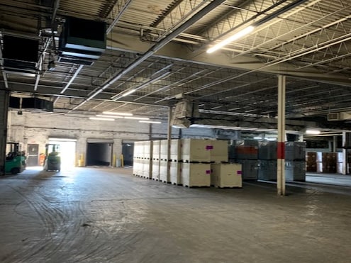More Photos Of 200 7th St, Etowah Distribution For Lease