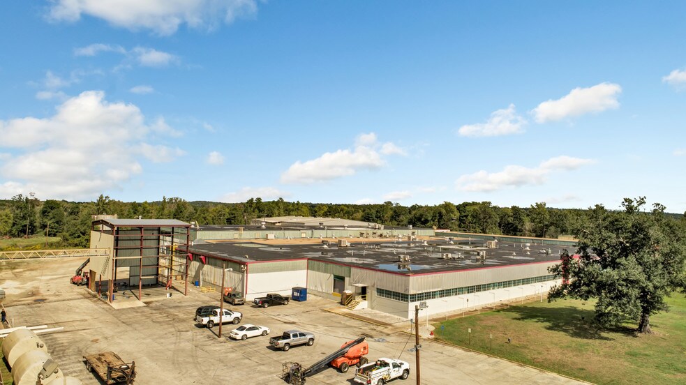 More Photos Of 13343 Interstate 20 E, Tyler Warehouse For Lease