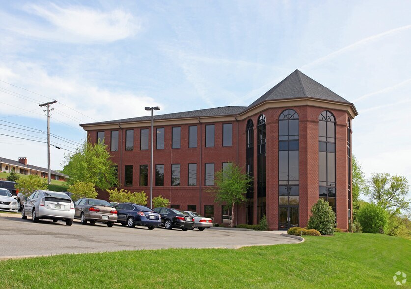 Primary Photo Of 9202 S Northshore Dr, Knoxville Office For Lease