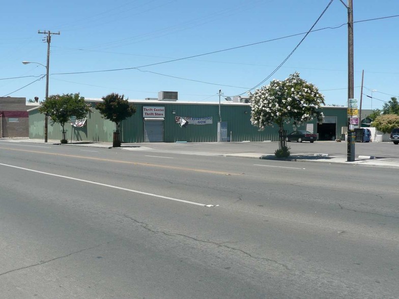 Primary Photo Of 2735 Waterloo Rd, Stockton General Retail For Sale