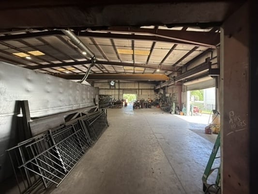 More Photos Of 2009 Johnson Industrial Blvd, Nolensville Manufacturing For Sale