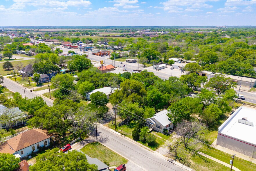 More Photos Of 725 S Brazos St, Lockhart Land For Sale