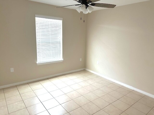 More Photos Of 111-127 S Bend Ct, Willis Apartments For Sale